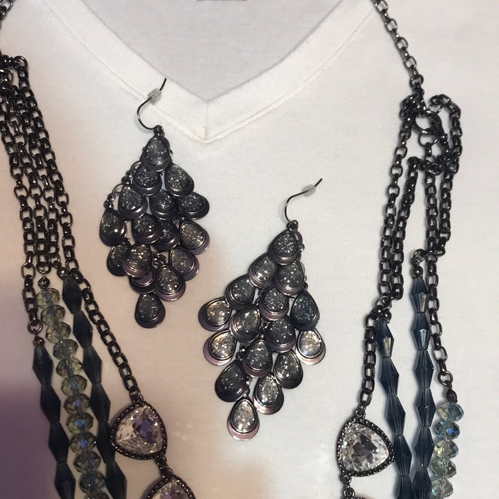 Premier necklace - Picture 2 of 3
